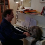 Je joue au piano chez Michelle.